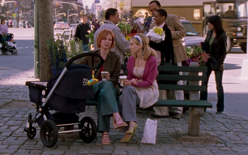 Bugaboo Frog Stroller in Sex and the City S06E01 TV Show 2003 (1)