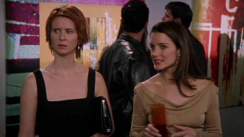 Chanel Bag of Cynthia Nixon as Miranda Hobbes in Sex and the City S04E03 TV Show (1)