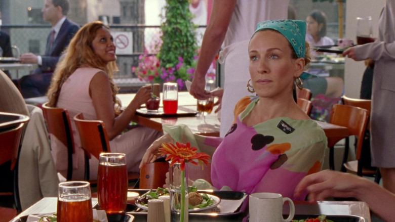 Chanel Blouse Worn by Sarah Jessica Parker as Carrie Bradshaw in Sex and the City S03E15 TV Show (1)