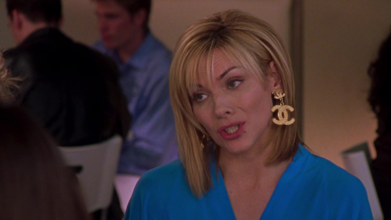 Chanel Gold Earrings of Kim Cattrall as Samantha Jones in Sex and the City S05E02 TV Show (1)