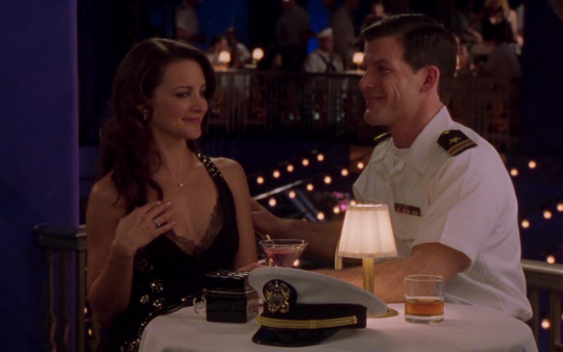 Chanel Mini Square Bag of Kristin Davis as Charlotte York in Sex and the City S05E01 Anchors Away (2002)