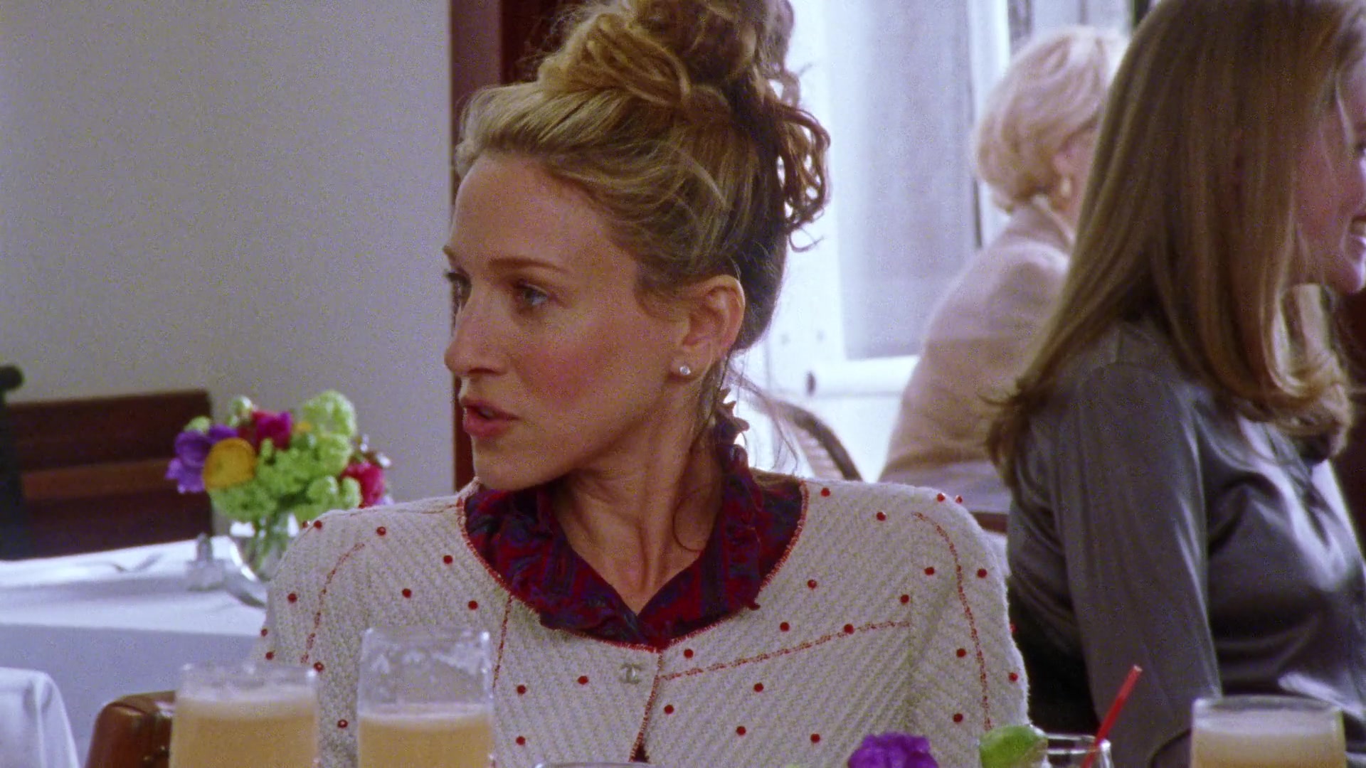 Chanel Tweed Jacket Of Sarah Jessica Parker As Carrie Bradshaw In Sex And  The City S03E03 Attack Of The 5'10 Woman (2000)