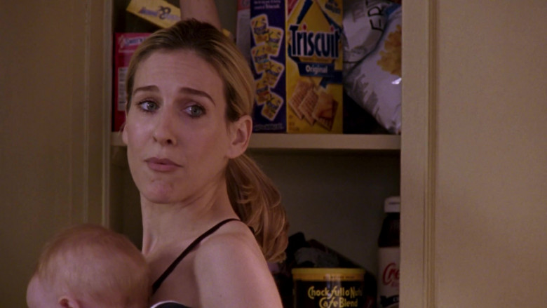 Chock full o'Nuts Coffee in Sex and the City S06E01 To Market, to Market (1)