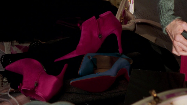 Christian Louboutin Blue Pumps of Sarah Jessica Parker as Carrie Bradshaw in Sex and the City S06E19 TV Show (2)