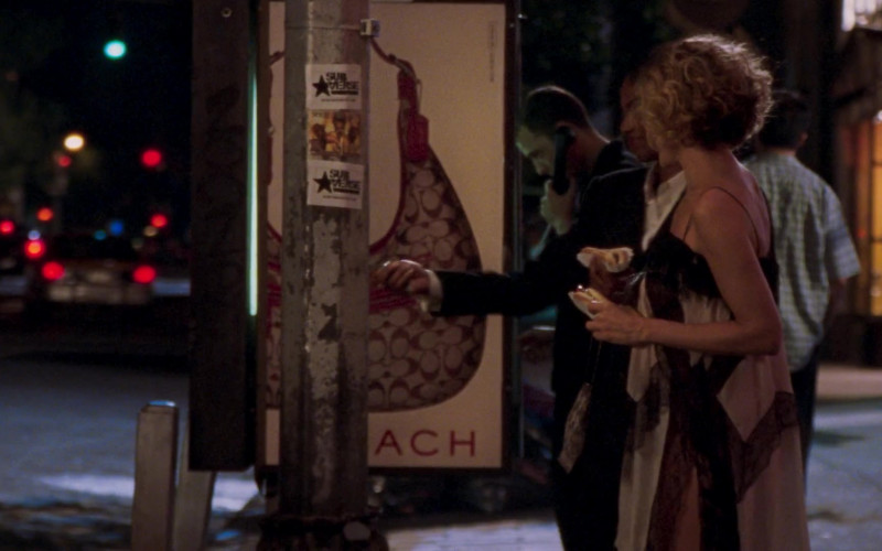 Coach Women’s Bag Advertising in Sex and the City S05E05 Plus One is the Loneliest Number (2002)