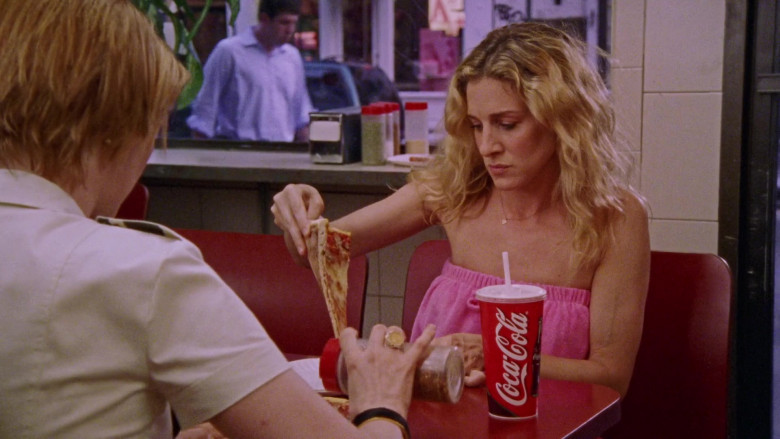 Coca-Cola Soda Enjoyed by Sarah Jessica Parker as Carrie Bradshaw in Sex and the City S04E11 TV Show (1)