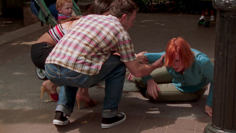 Converse All Star Shoes of David Eigenberg as Steve Brady in Sex and the City S06E11 The Domino Effect (2003)