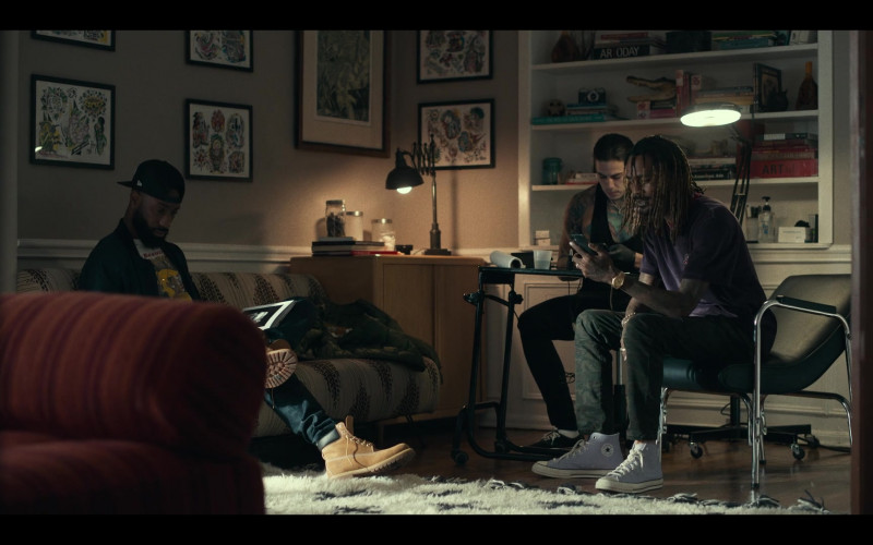 Converse Shoes in Dave S02E03 The Observer (2021)
