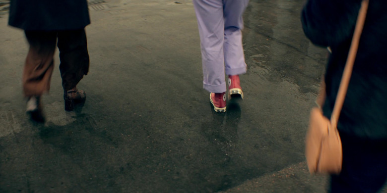 Converse Shoes in Trying S02E07 (1)