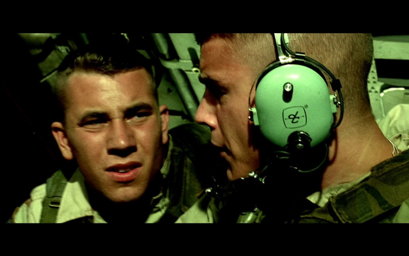 David Clark aviation headset in Black Hawk Down (2001)