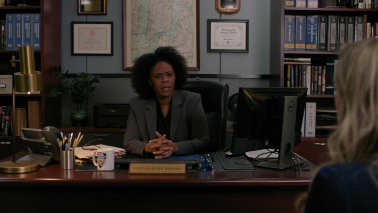 Dell Computer Monitor of Andrene Ward-Hammond as Captain Kate Bowers in Manifest S03E11 Duty Free (2021)