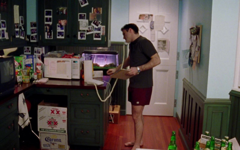 Dos Equis XX and Corona Extra Beer Boxes in Sex and the City S01E06 Secret Sex (1998)