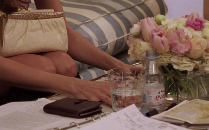 Evian Water in Sex and the City S06E19 An American Girl In Paris (Part Une) (2004)