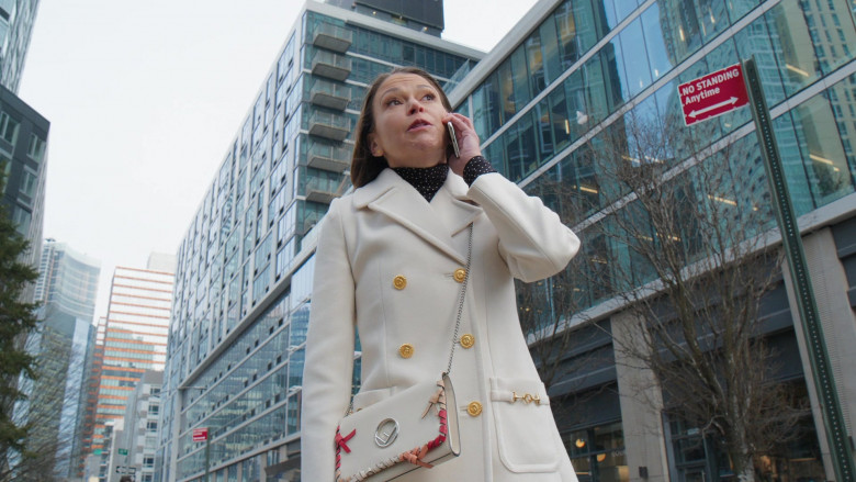 Fendi Handbag of Sutton Foster as Liza Miller in Younger S07E11 Make No Mustique (2021)