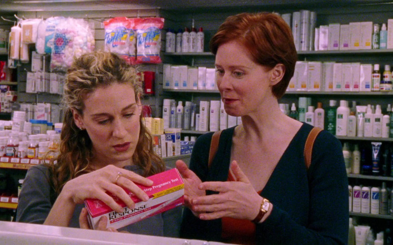 First Response Early Result Pregnancy Test Held by Sarah Jessica Parker as Carrie Bradshaw in Sex and the City S01E10 "The Baby Shower" (1998)