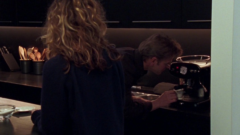 FrancisFrancis X1 Espresso Machine by Illy Used by Sarah Jessica Parker as Carrie Bradshaw and Mikhail Baryshnikov as Aleksandr Petrovsky in Sex and the City S06E16 TV Show (2)
