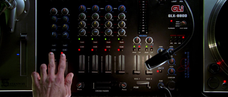 GLI GLX-8800 Pro DJ Equipment in Zoolander (2001)