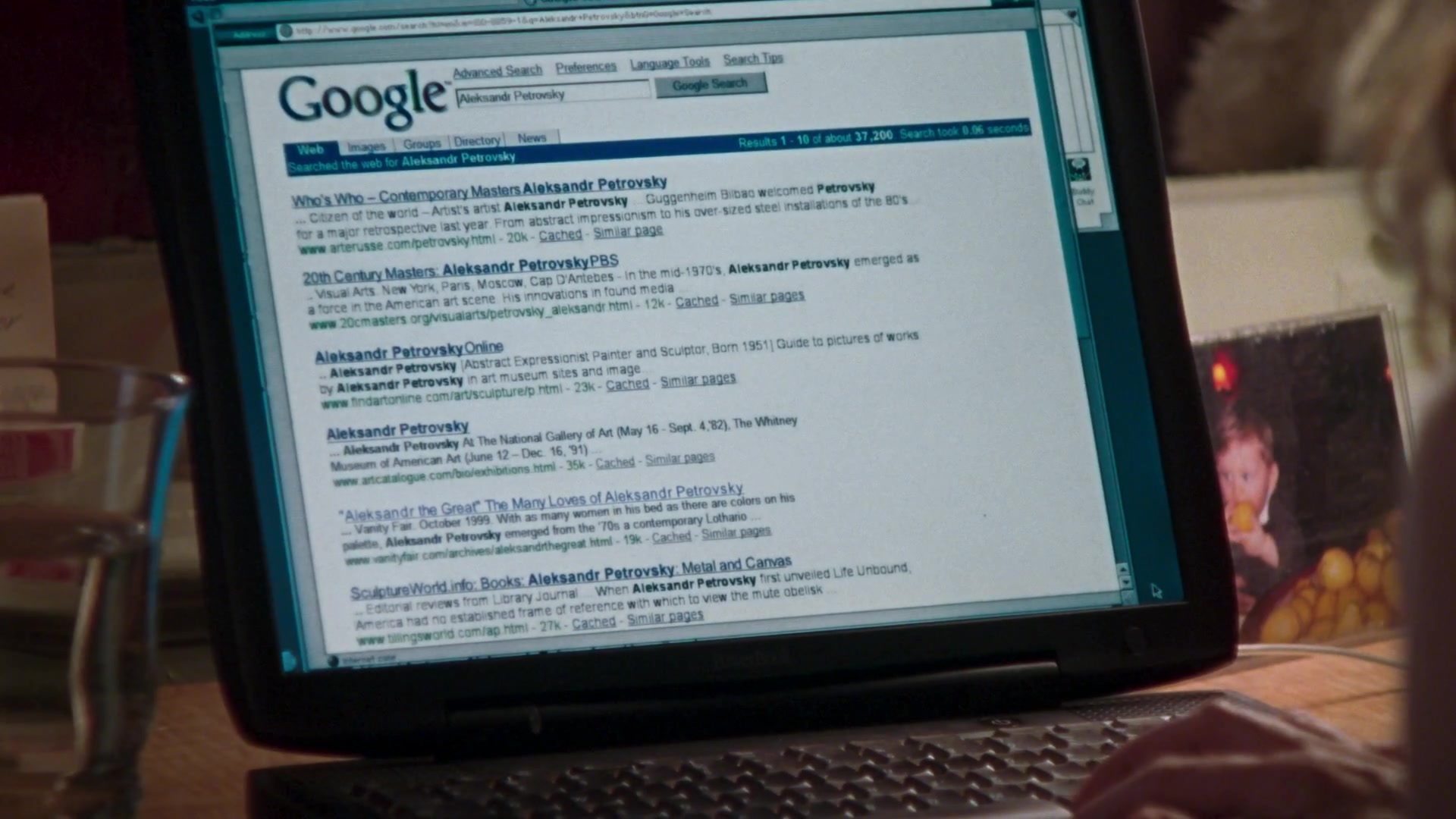 Google WEB Search Engine In Sex And The City S06E13 