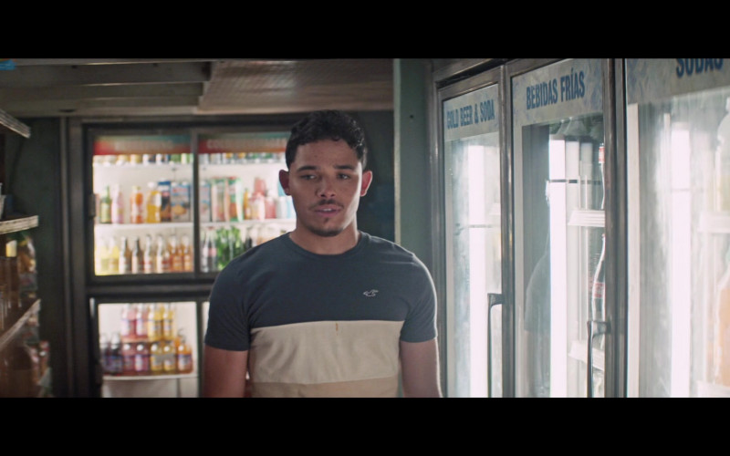 Hollister T-Shirt of Anthony Ramos as Usnavi de la Vega in In the Heights 2021 Movie (1)