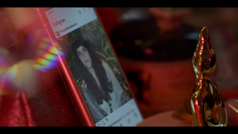 Instagram Social Network in Generation S01E12 The High Priestess (1)