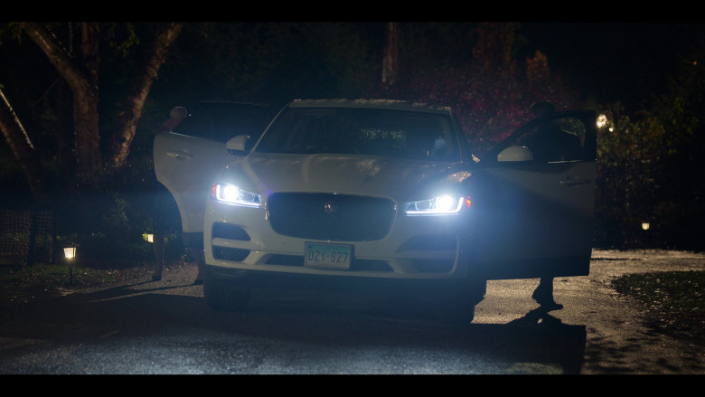 Jaguar F-Pace SUV (White) in Sex Life S01E06 Somewhere Only We Know (2)