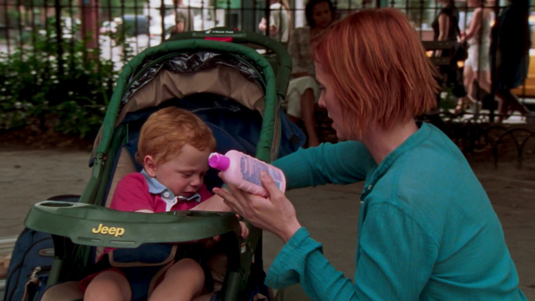 Jeep Cherokee Stroller in Sex and the City S06E11 TV Show (1)