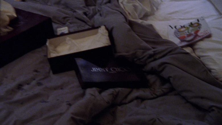 Jimmy Choo Shoe Box in Sex and the City S03E01 Where There's Smoke… (2000)