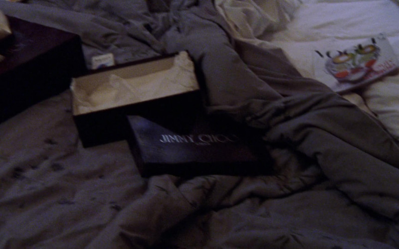 Jimmy Choo Shoe Box in Sex and the City S03E01 Where There’s Smoke… (2000)