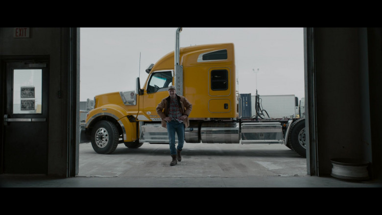 Kenworth Trucks in The Ice Road 2021 Movie (18)