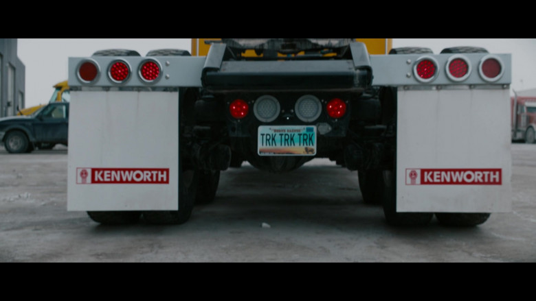 Kenworth Trucks in The Ice Road 2021 Movie (19)