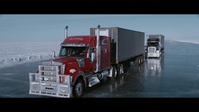 Kenworth Trucks in The Ice Road 2021 Movie (7)