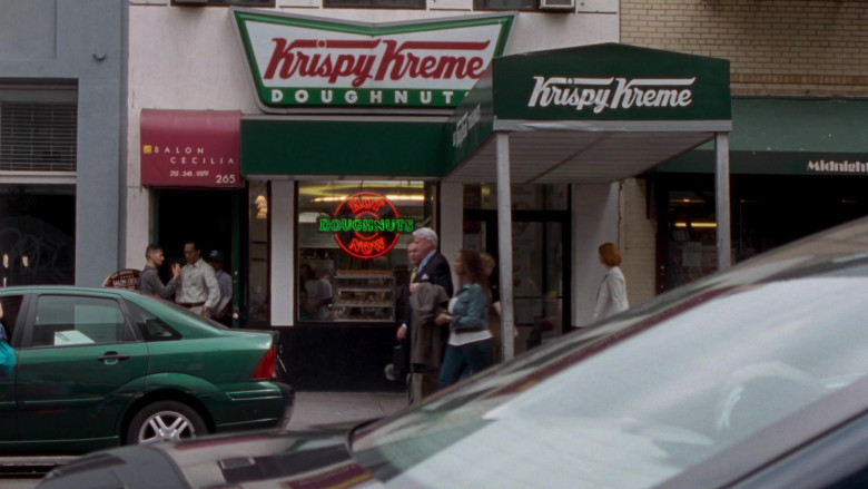 Krispy Kreme Doughnuts in Sex and the City S05E04 TV Show (2)