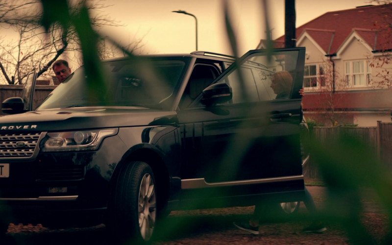 Land Rover Range Rover Vogue Car in Trying S02E06 A Long Way Down (2021)