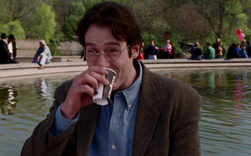 Lavazza Coffee Drink Enjoyed by Actor in Sex and the City S02E03 The Freak Show (1999)