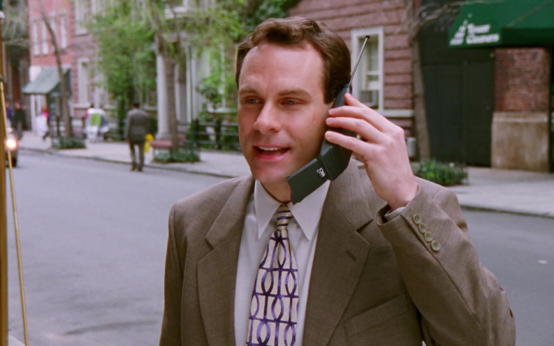 MCI Communications Mobile Phone Used by Actor in Sex and the City S01E08 Three’s a Crowd 1998 TV Series (1)