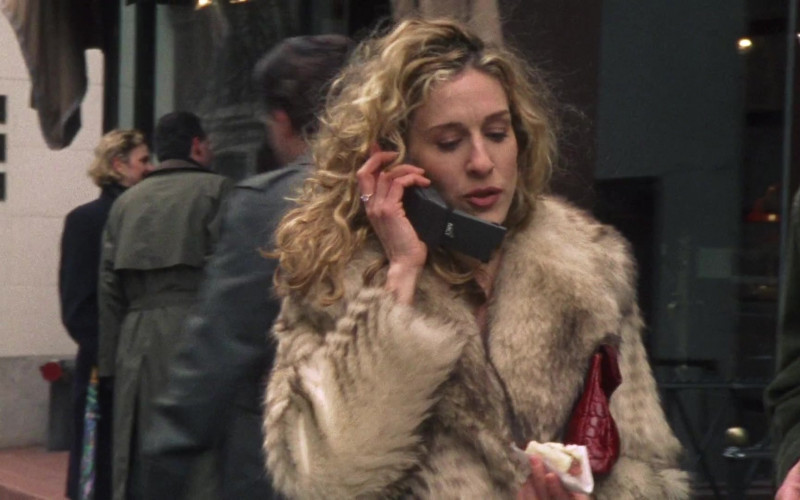 MCI Communications Mobile Phone Used by Sarah Jessica Parker as Carrie Bradshaw in Sex and the City S01E02 Models and