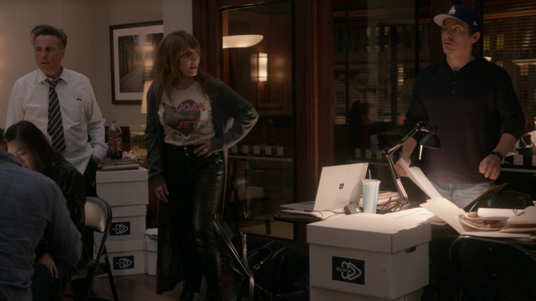 Microsoft Surface Laptop Used by Katey Sagal as Annie Bello in Rebel S01E10 (2)