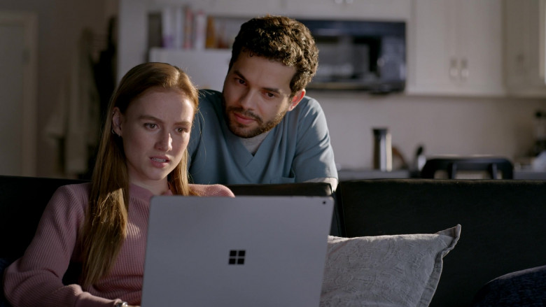 Microsoft Surface Laptop Used by Madison Lintz as Maddie in Bosch S07E08 TV Show 2021 (2)