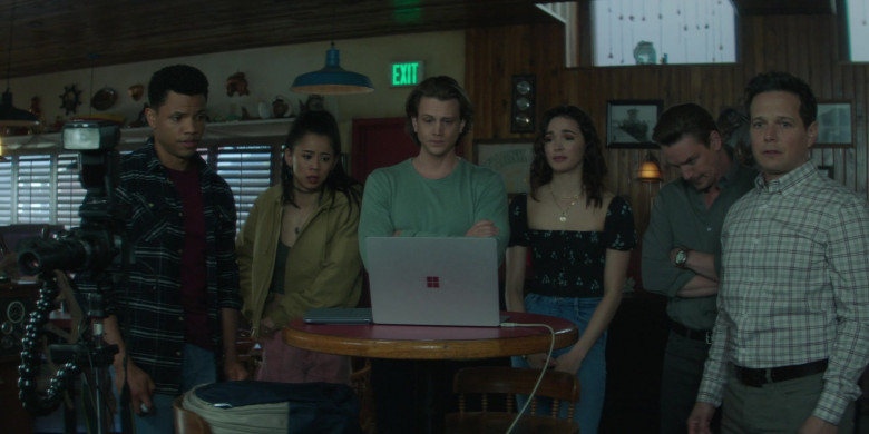 Microsoft Surface Laptop of Alex Saxon as Ace in Nancy Drew S02E18 TV Show (1)