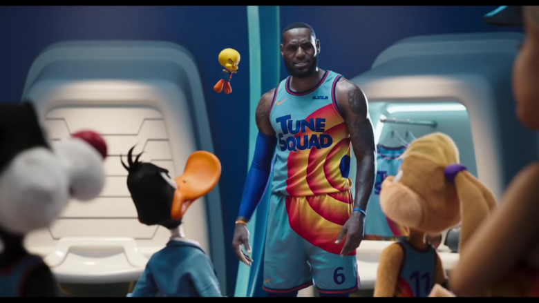 Nike Basketball Jersey and Shorts of LeBron James in Space Jam 2 Movie (2)