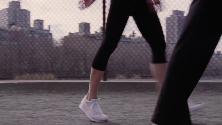 Nike Women's Sneakers in Sex and the City S02E04 They Shoot Single People, Don't They 1999 TV Show (2)
