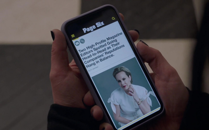 Page Six Website in The Bold Type S05E02 "The Crossover" (2021)