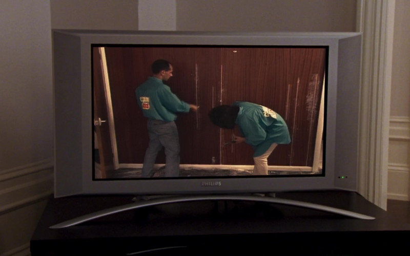 Philips Television in Sex and the City S06E05 Lights, Camera, Relationship! (2003)