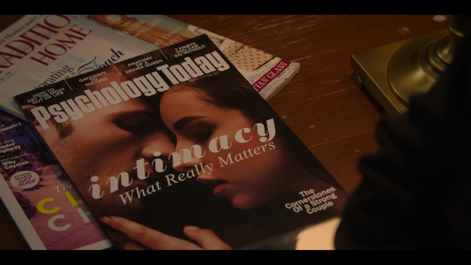 Psychology Today Magazines In Sex Life S01e06 Somewhere Only We Know 