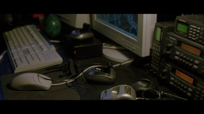 RadioShack Devices in The Bourne Identity (2002)