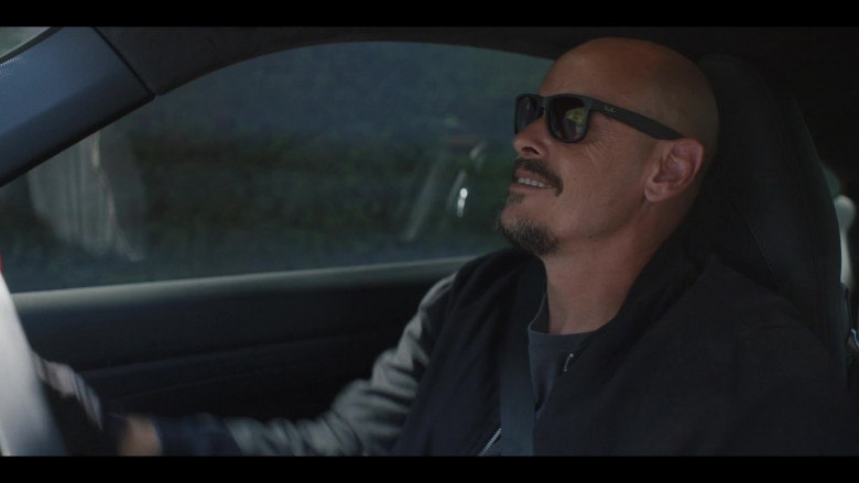 Ray-Ban Men’s Sunglasses of Scott Ryan as Ray Shoesmith, a hitman in Mr Inbetween S03E05 Before I Went to War (2021)