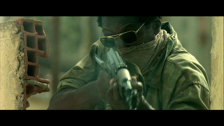 Ray-Ban men's sunglasses in Black Hawk Down (2001)