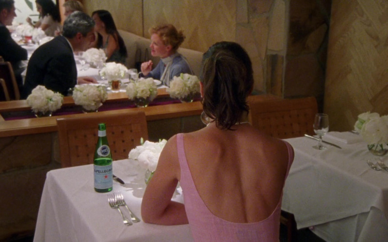 S.Pellegrino Sparkling Natural Mineral Water in Sex and the City S03E17 What Goes Around Comes Around (2000)