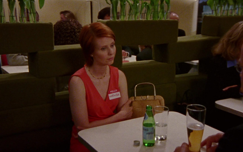 S.Pellegrino Sparkling Natural Mineral Water of Cynthia Nixon as Miranda Hobbes in Sex and the City S03E12 TV Show 2000 (1)