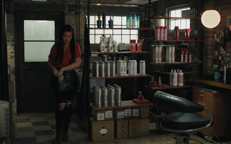 Schwarzkopf Professional Osis+ Hair Products in Kevin Can Fk Himself S01E02 New Tricks (2021)
